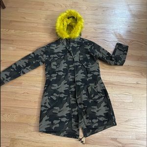 NY&Co Coat M NWT